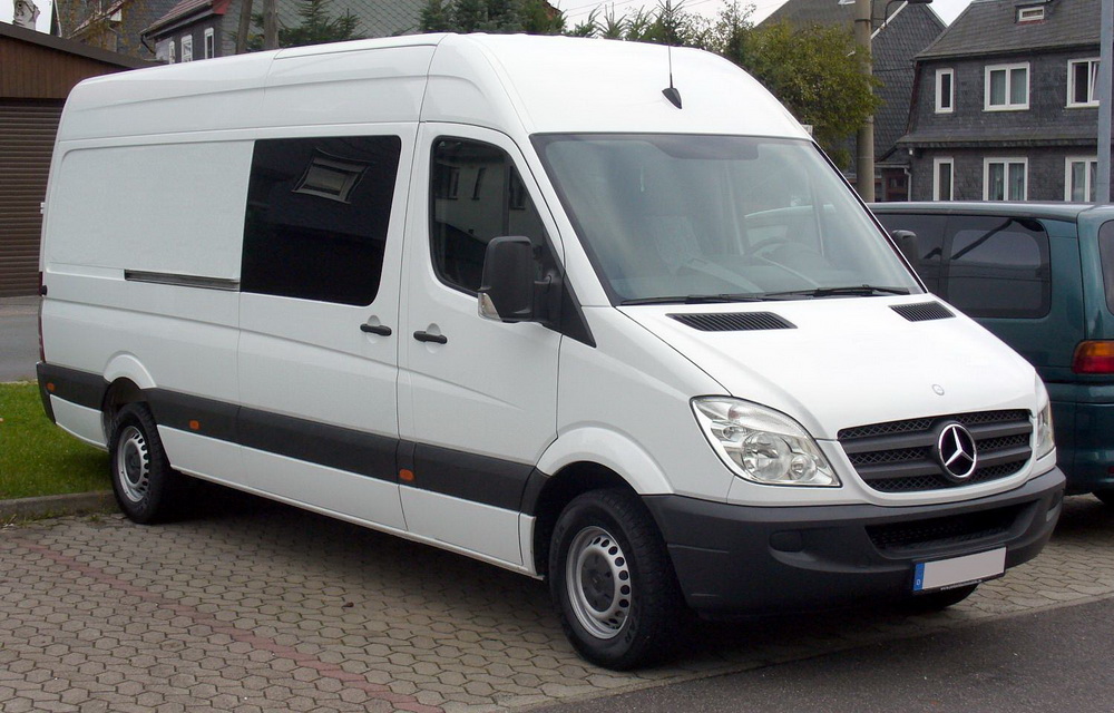 Микроавтобус Mercedes Sprinter